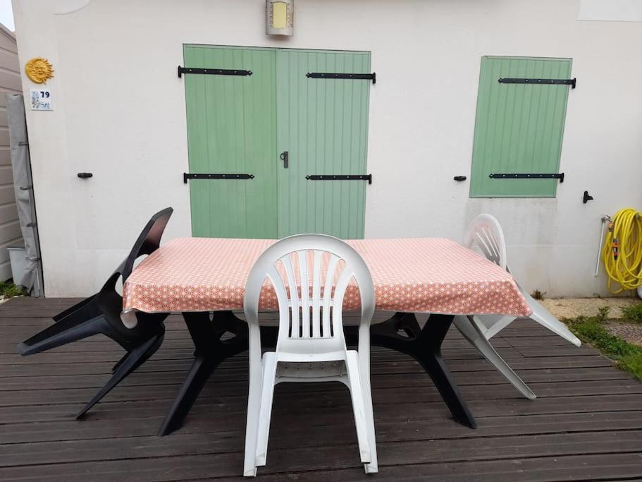 Maisonnette A Deux Pas De La Plage Dans Residence Calme La Tranche-sur-Mer Exterior foto