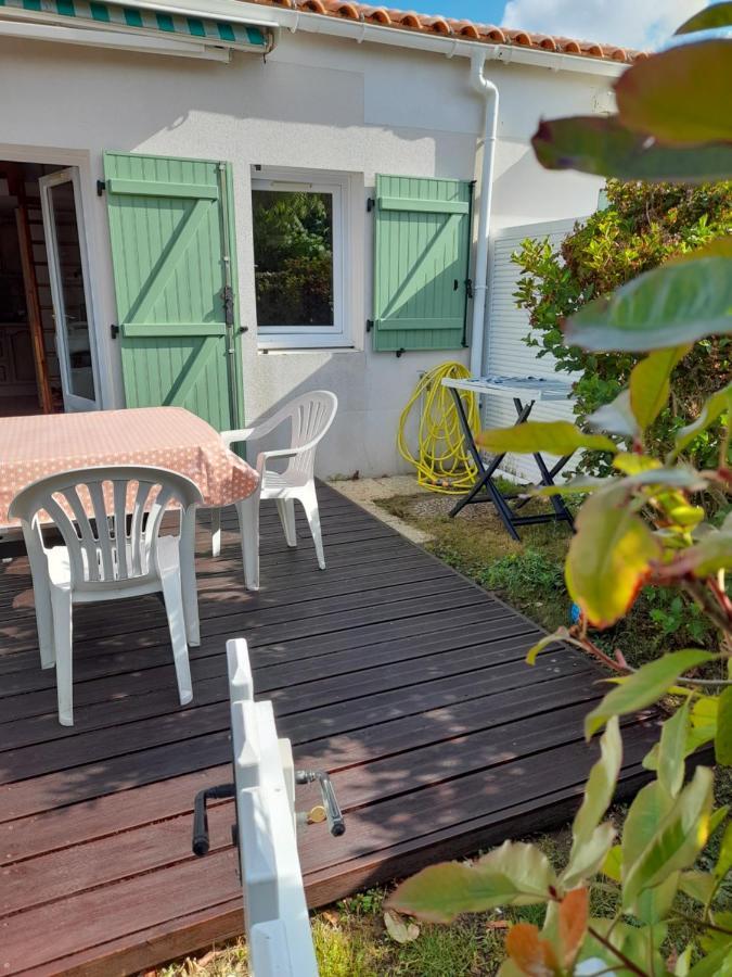 Maisonnette A Deux Pas De La Plage Dans Residence Calme La Tranche-sur-Mer Exterior foto